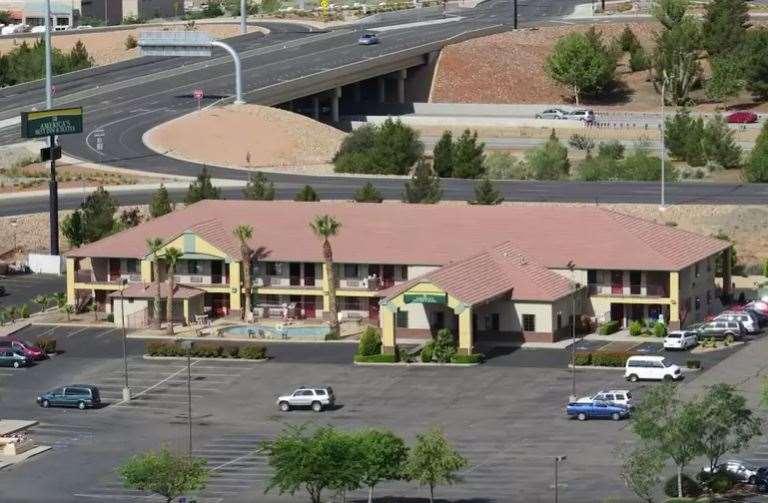 America'S Best Inn & Suites Saint George Экстерьер фото