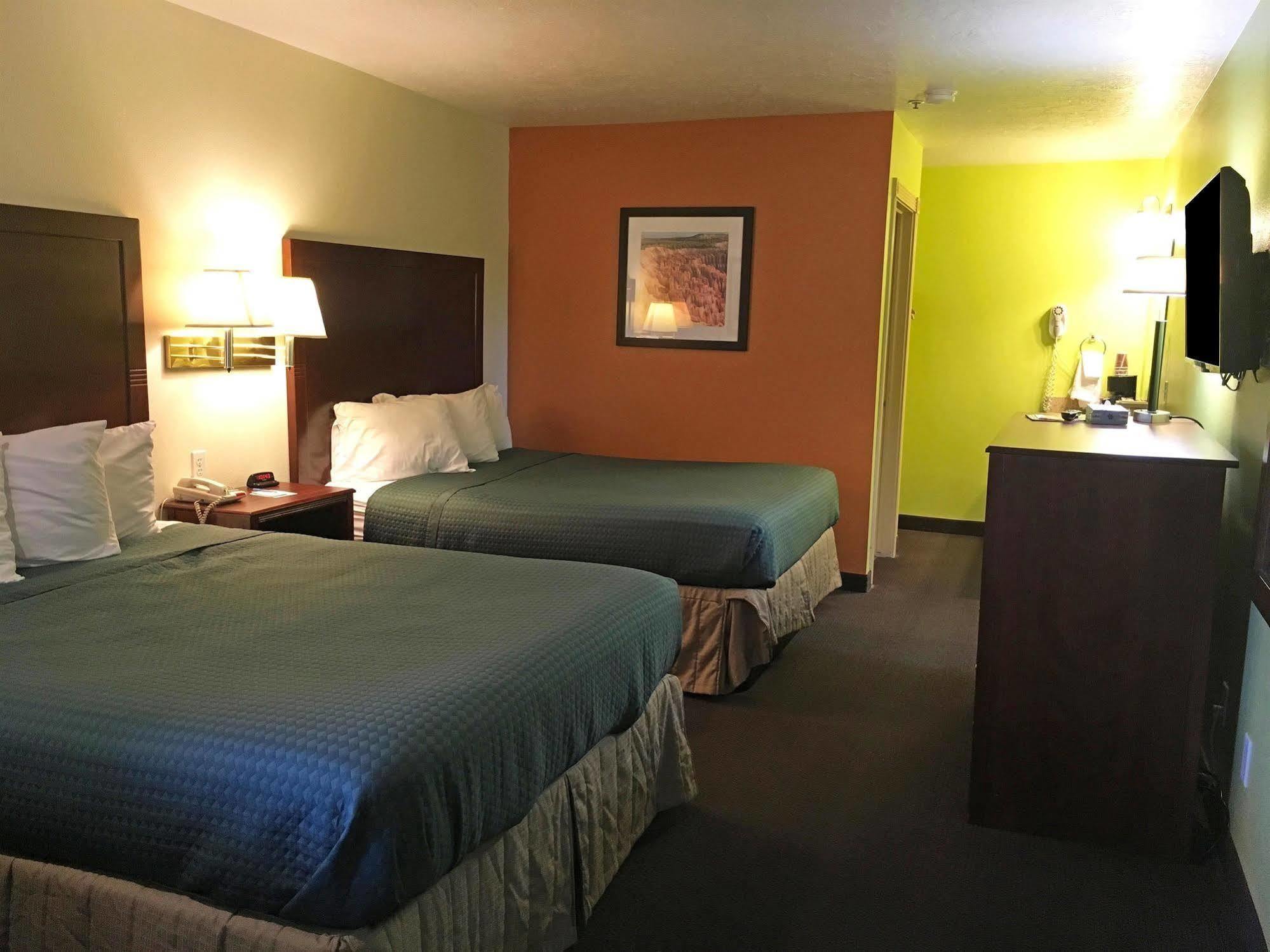 America'S Best Inn & Suites Saint George Экстерьер фото