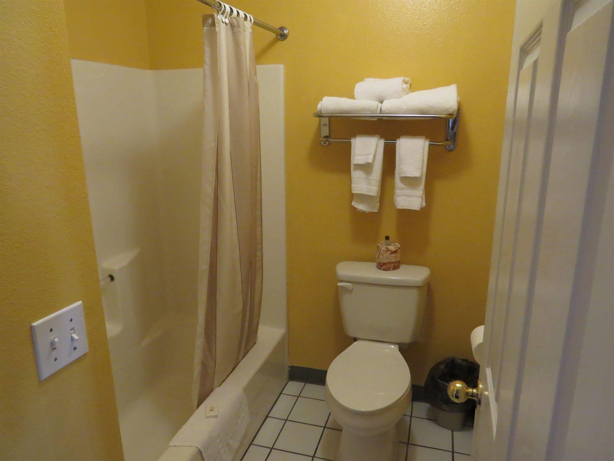 America'S Best Inn & Suites Saint George Экстерьер фото
